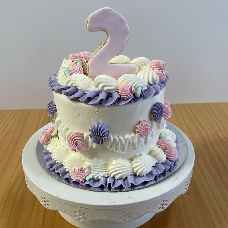 Gâteau personnalisé épuré – Image 3